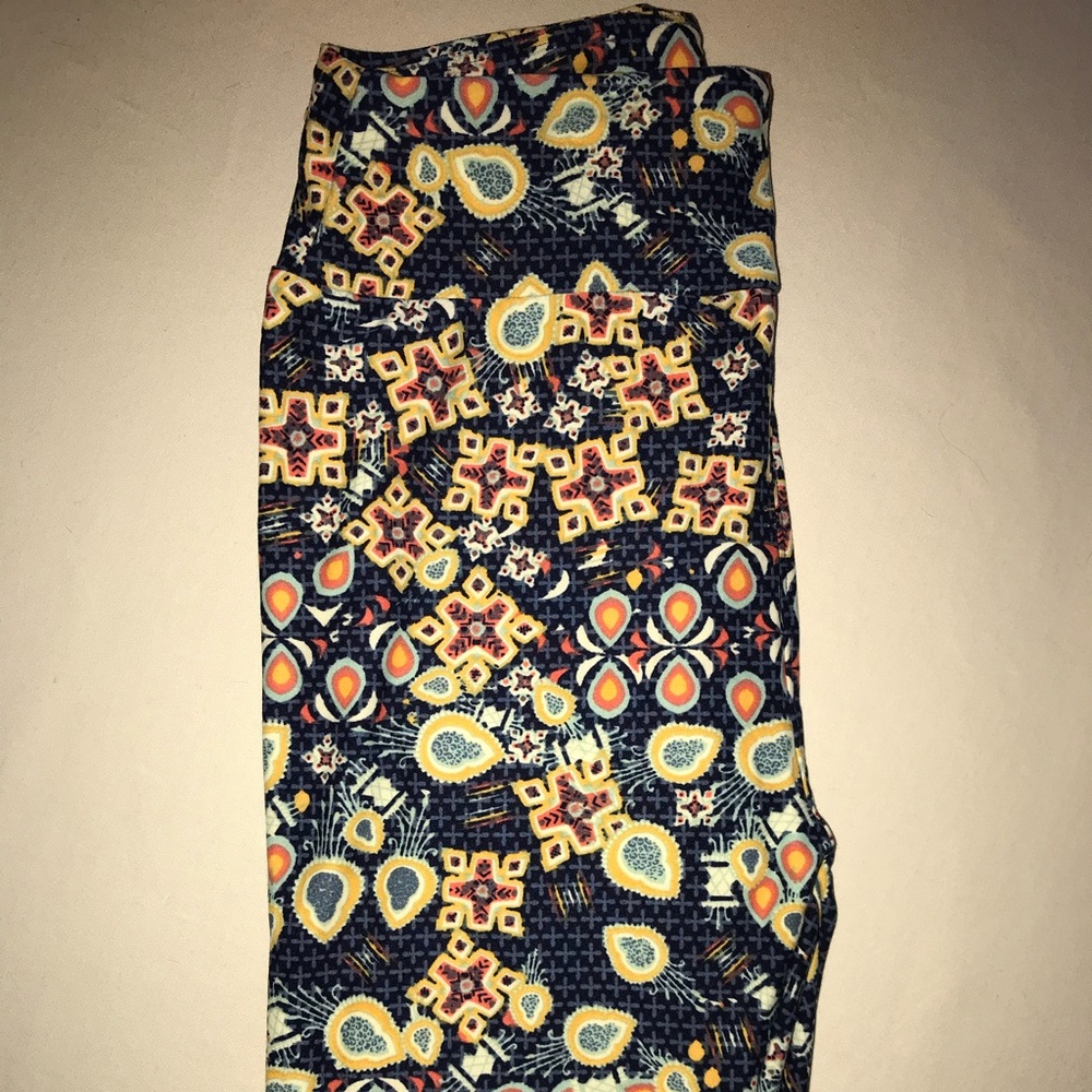 NWOT OS Leggings
